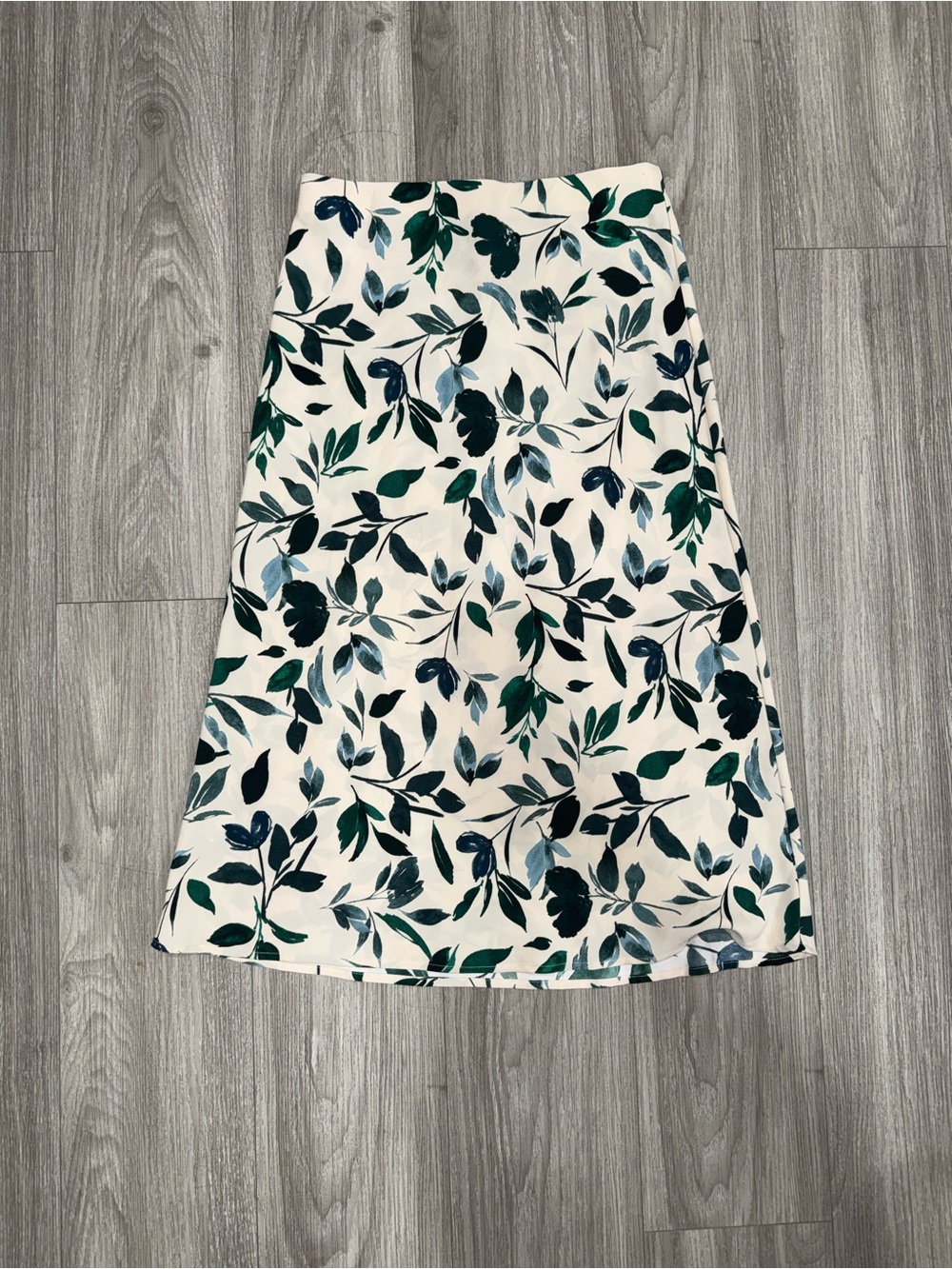 Rachel Zoe White A-Line Skirt with Green and Navy Leaf Print